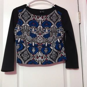 Quarter sleeve blouse